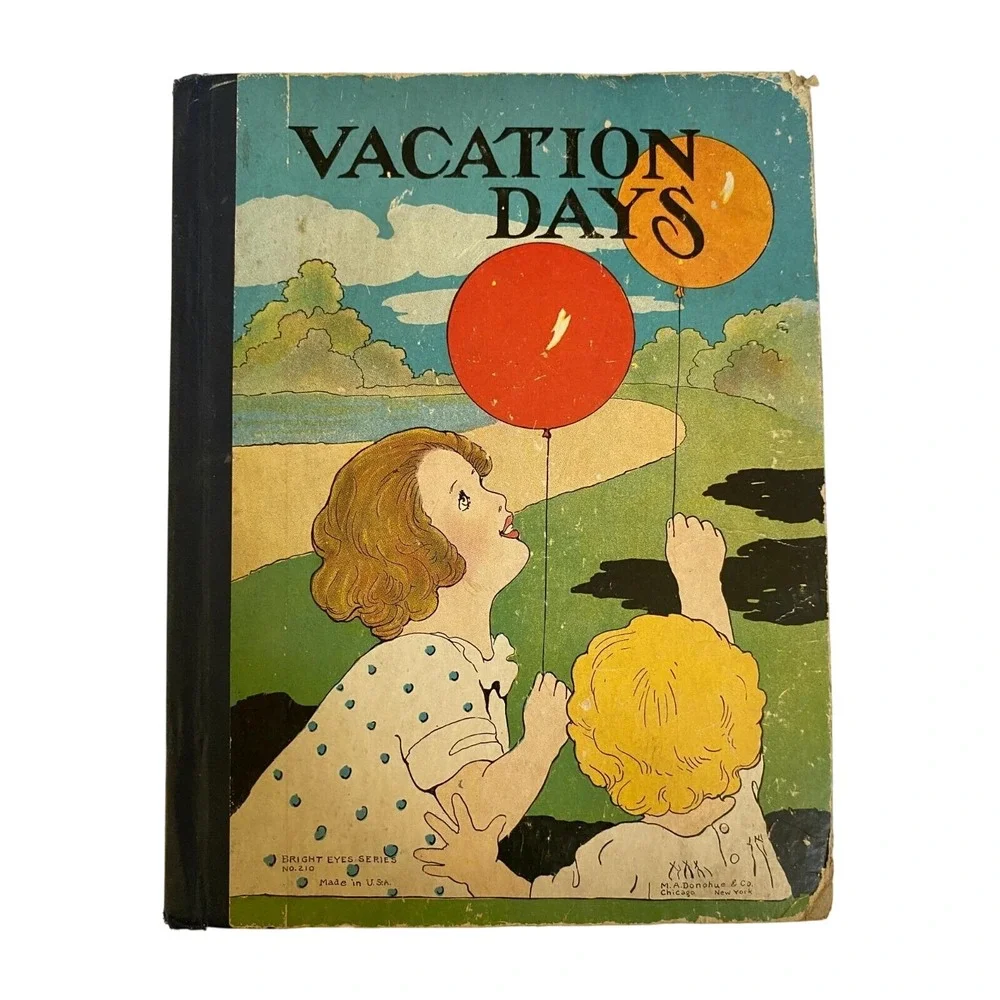Antique Vacation Days M.A. Donohue Children's Story Book 210 Bright Eyes Series